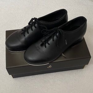 Leo’s Ladies Black Jazz Tap Shoes LS3312L in size 4.5